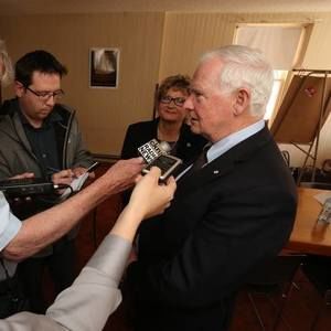 Meet your Posher, Denis